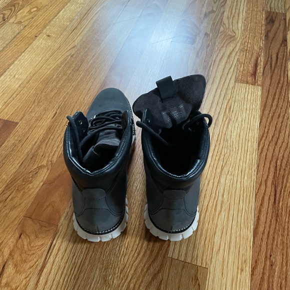 Cole Haan Zero gravity Boots size 9 - Picture 4 of 5